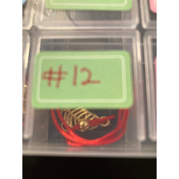 Chain bracelet red feather set - Picture 3 of 3